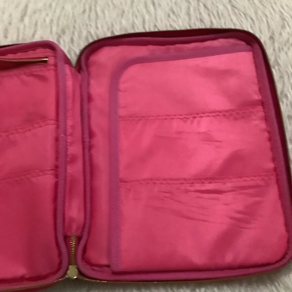 Lilly Pulitzer pink floral I pad carrying case